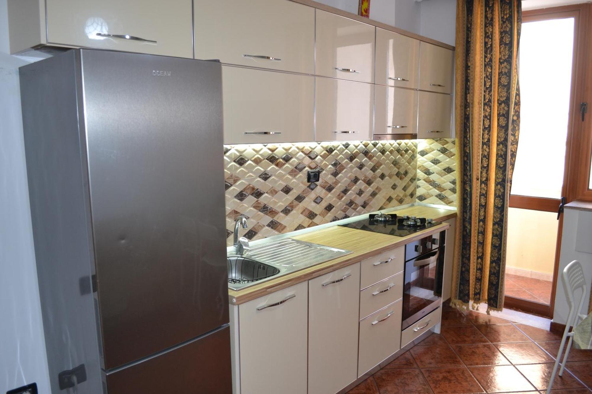 Central 5 Bedrooms Apartment Partial Seaview Vlora Kültér fotó