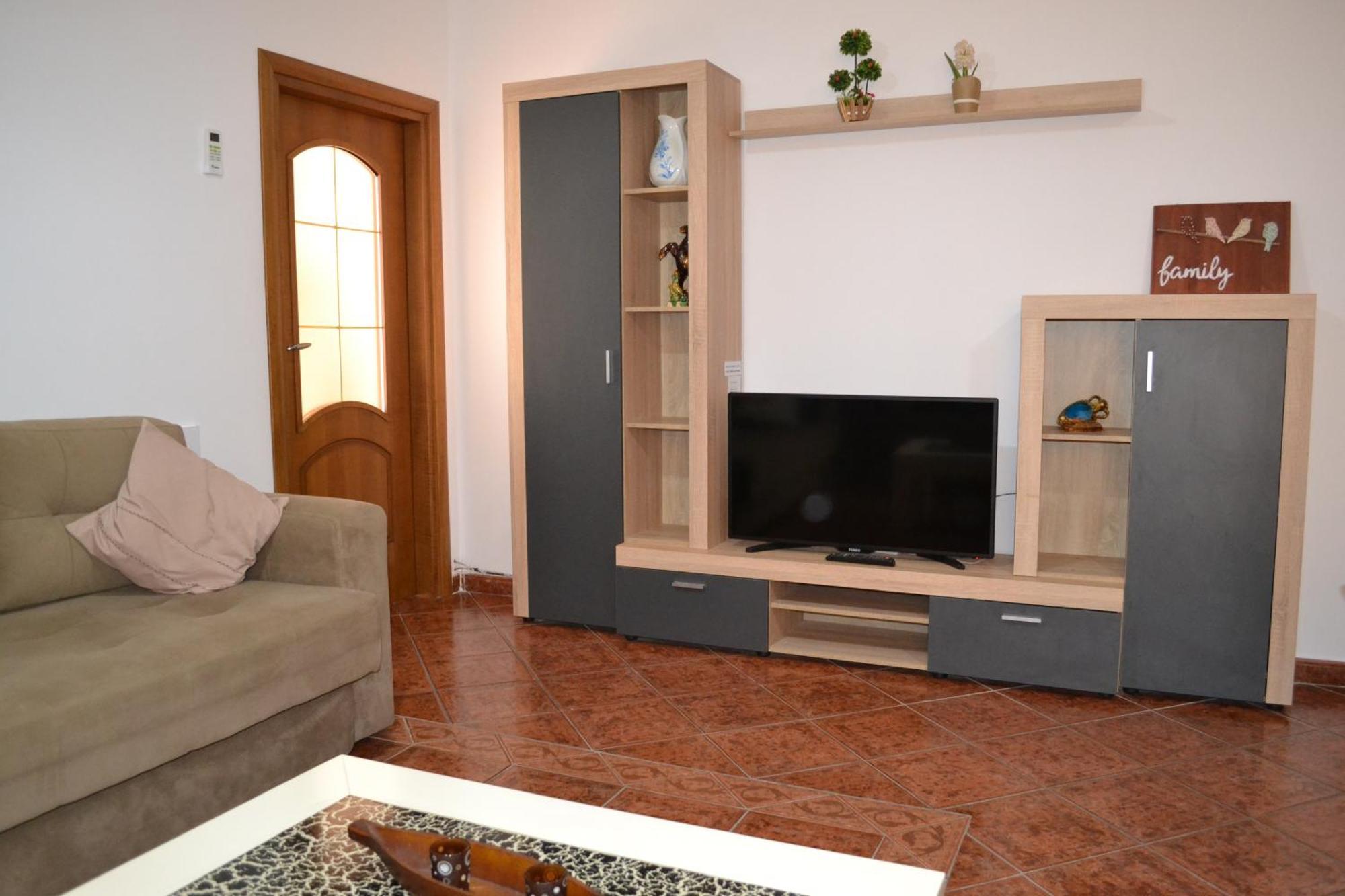 Central 5 Bedrooms Apartment Partial Seaview Vlora Kültér fotó