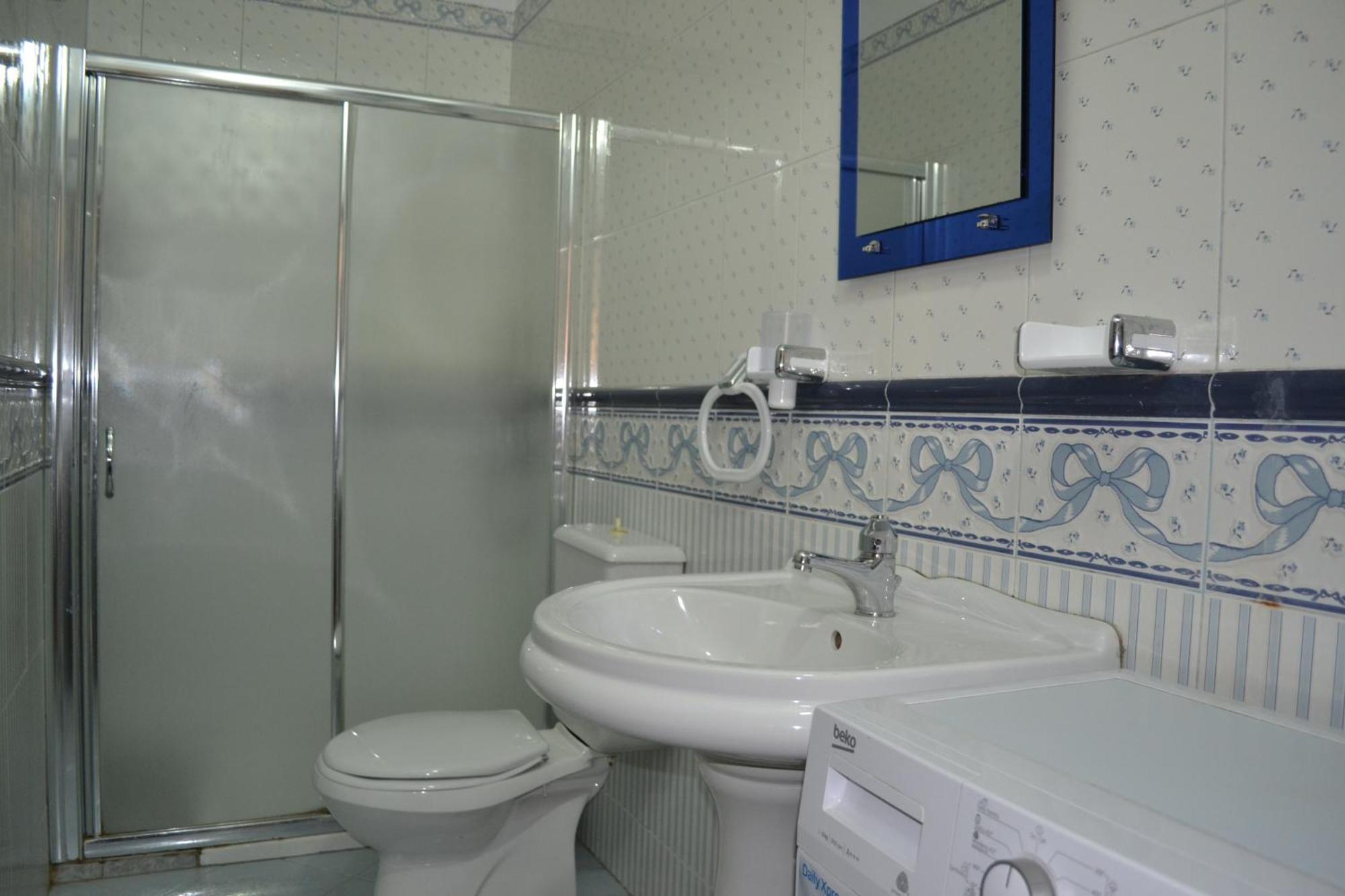 Central 5 Bedrooms Apartment Partial Seaview Vlora Kültér fotó