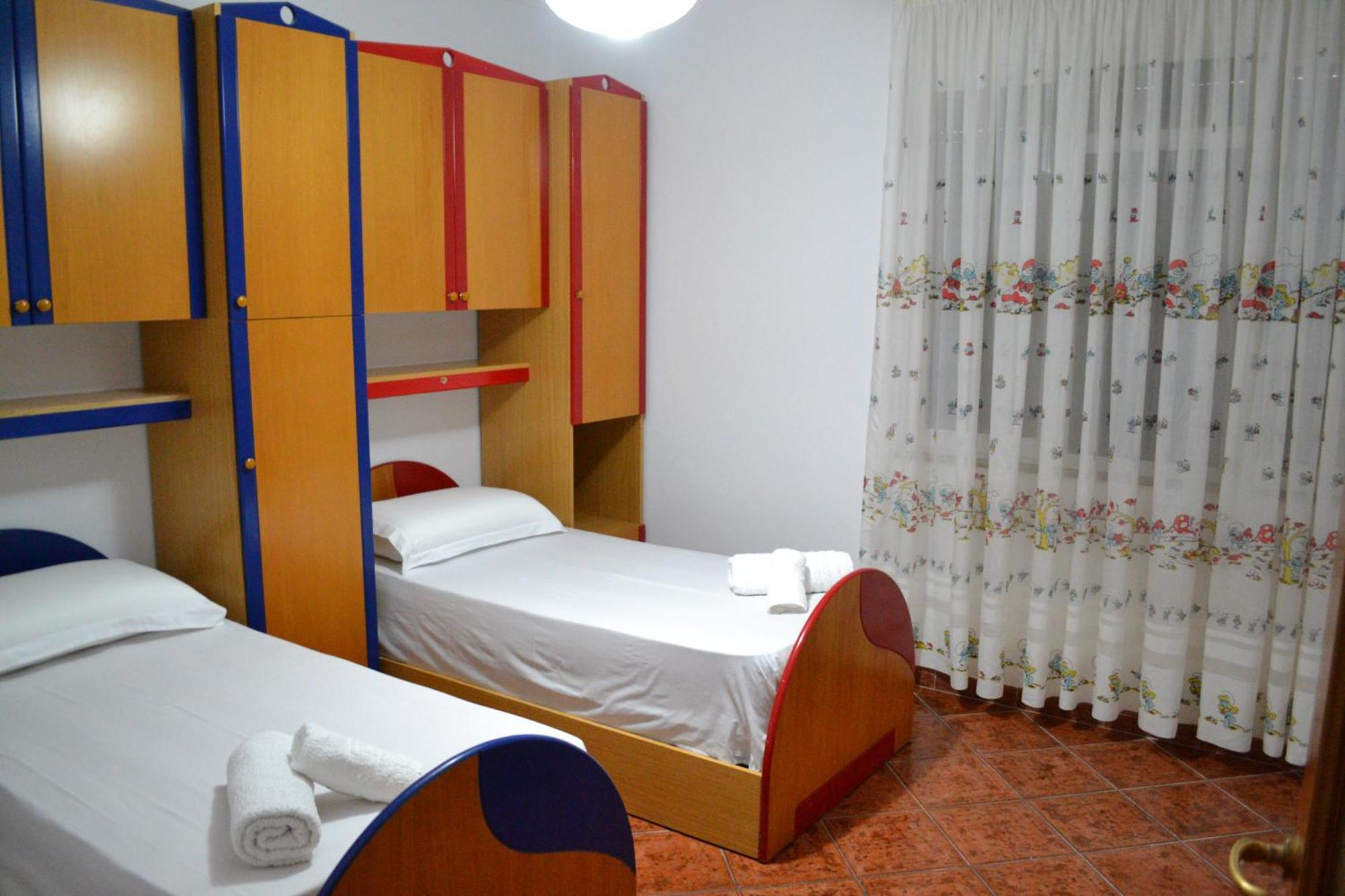 Central 5 Bedrooms Apartment Partial Seaview Vlora Kültér fotó